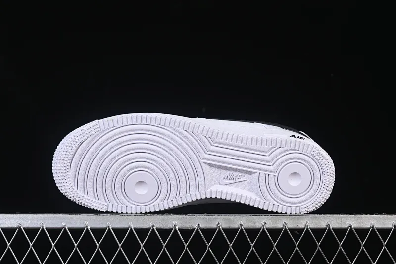 All categories Nk Air Force 1 Air Force series Nk Air Force 1 Low Air Force low-top Nike Air Force 1'07 Low Two-dimensional theme Xiongtu Air Force One low-top casual sneakers ZH0316-135
